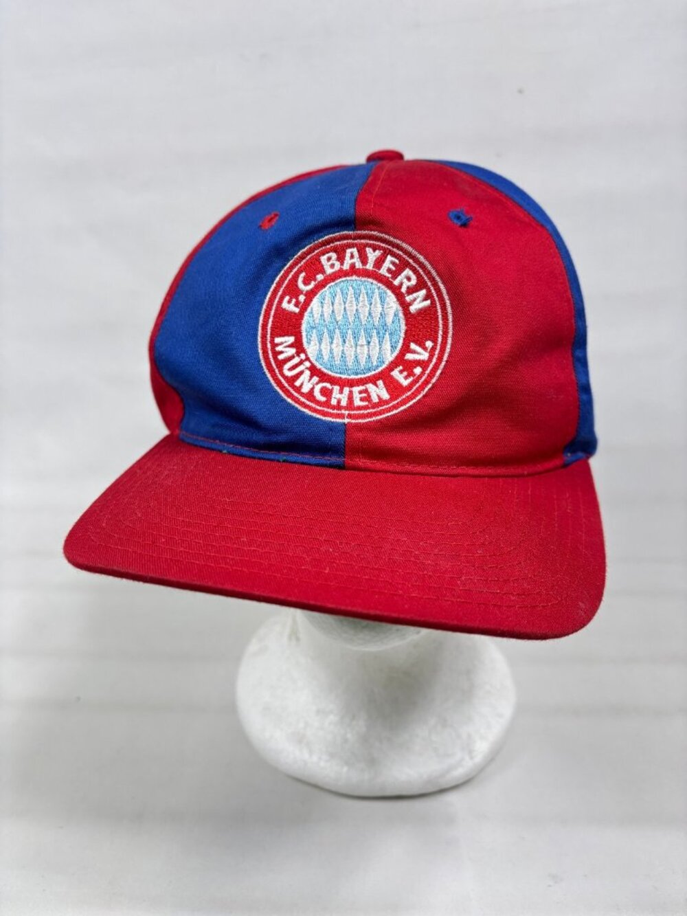 Vintage 90s FC Bayern Munich Snapback Hat Split Panel Green Underbrim Soccer Cap
